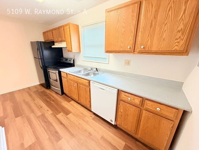 Photo - 5109 W Raymond St