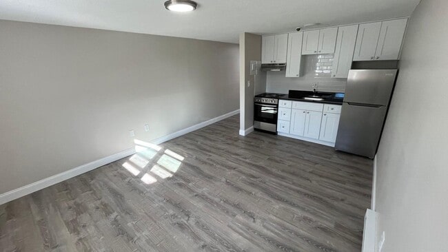 Photo - 799 Farm Road in Marlboro