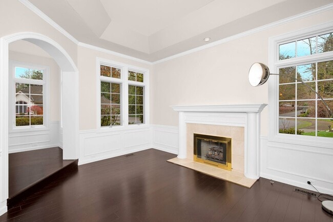 Photo - Large 4 Bedroom Home in Marymoor Hill