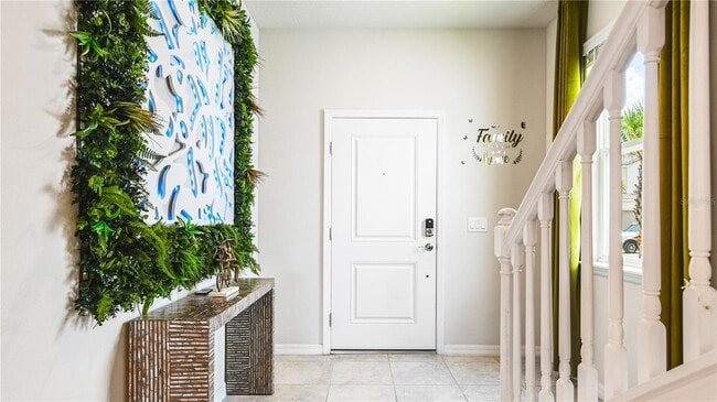Photo - 7219 Oakmoss Loop