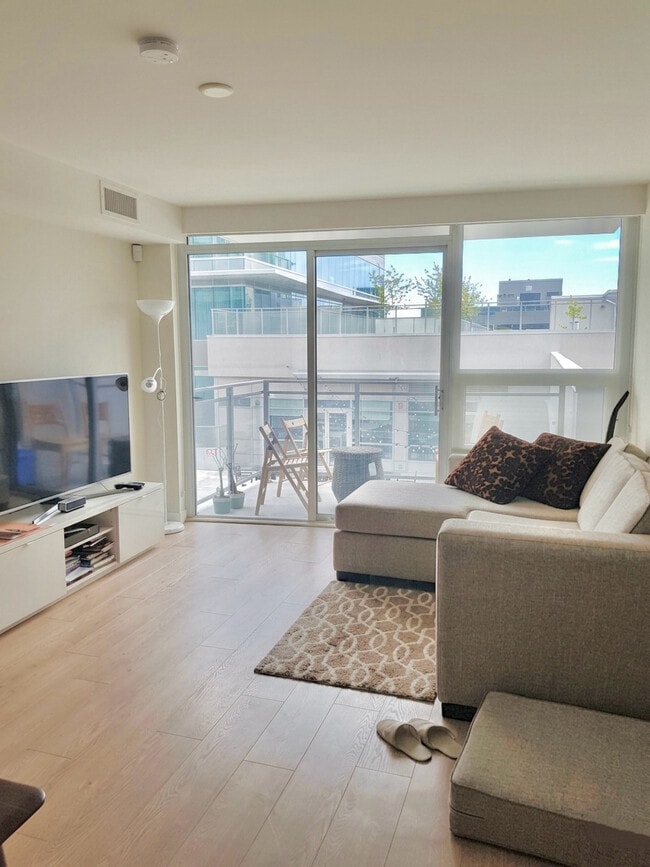 Photo - 125 E 14th St