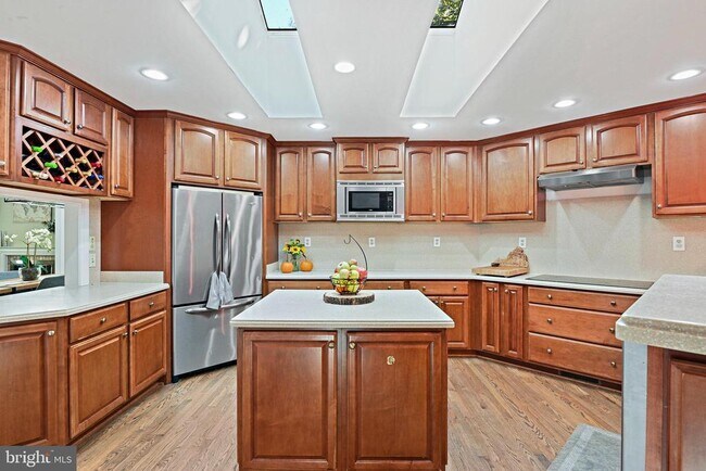 Photo - 2918 Glenvale Dr