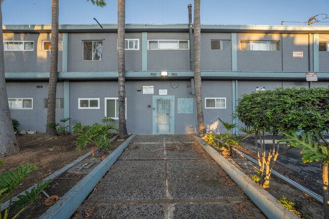 Building Photo - 7001 Orange Ave Rental