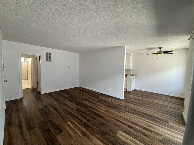 Photo - 11707 Kiowa Ave Unit 7