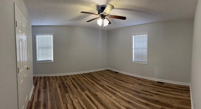 Photo - Neighborhood Home