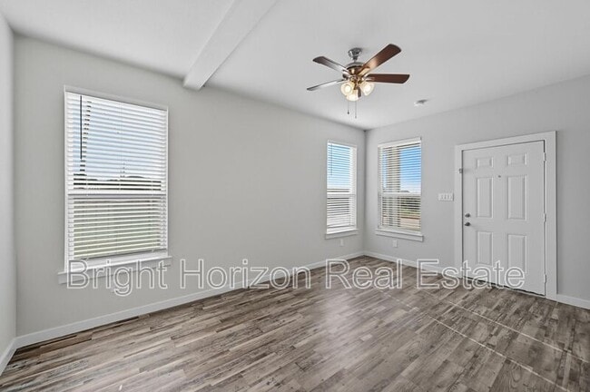 Photo - 3413 Valley Vista Dr