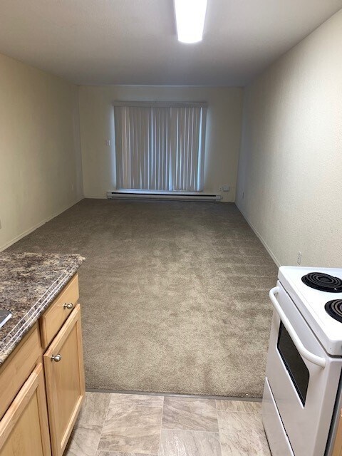8604-8687 87 Ave