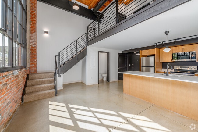 1BR, 1.5BA - 754SF - Loft A - Living Room