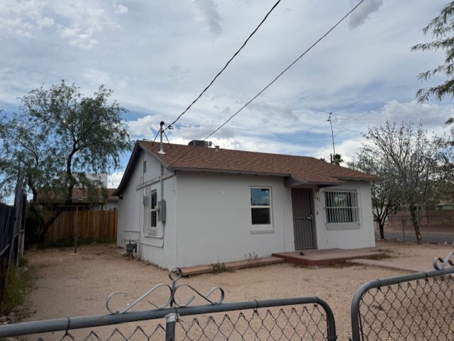 Building Photo - 243 E President St Rental