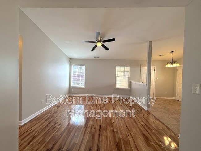 Photo - 511 Kingville Dr