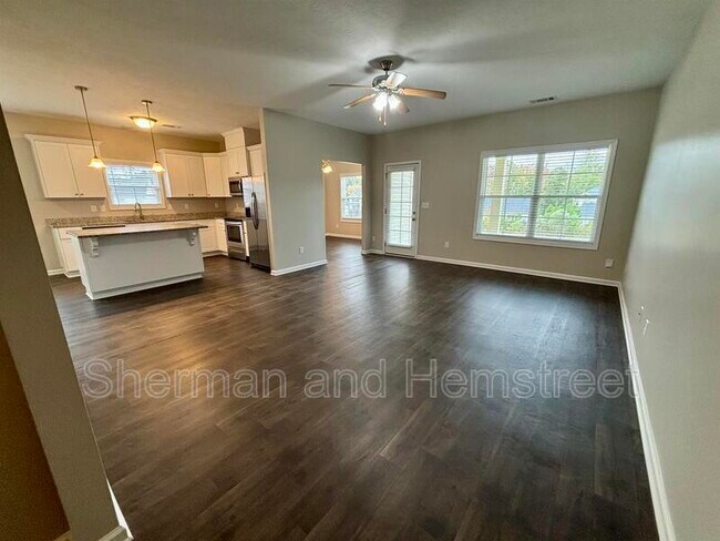 Photo - 4017 Pensacola Way