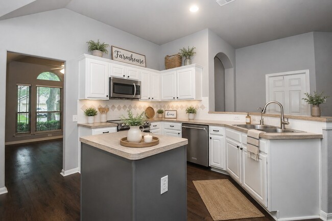 Building Photo - 2707 Millers Falls Ct