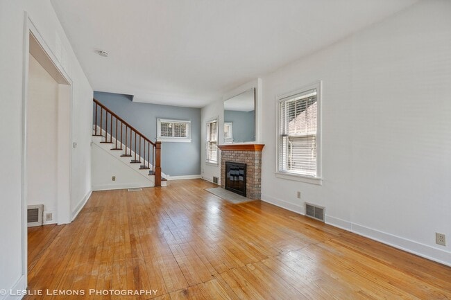 Photo - 826 N Center St
