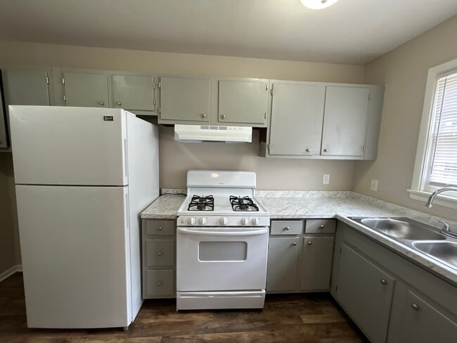 Photo - 37 Willa Dr