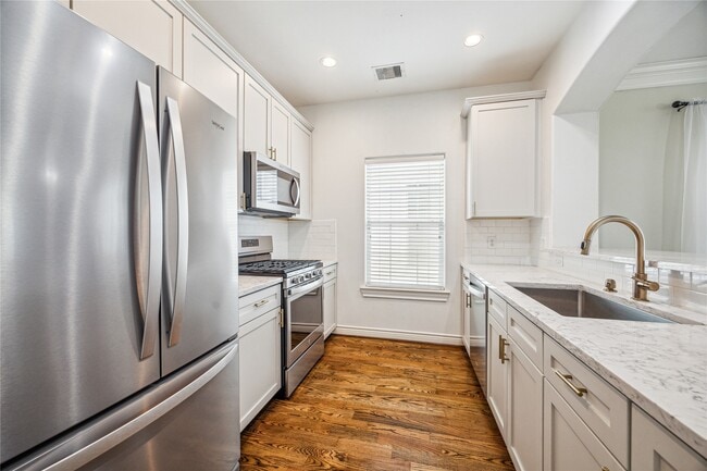 Photo - 5841 Katy St