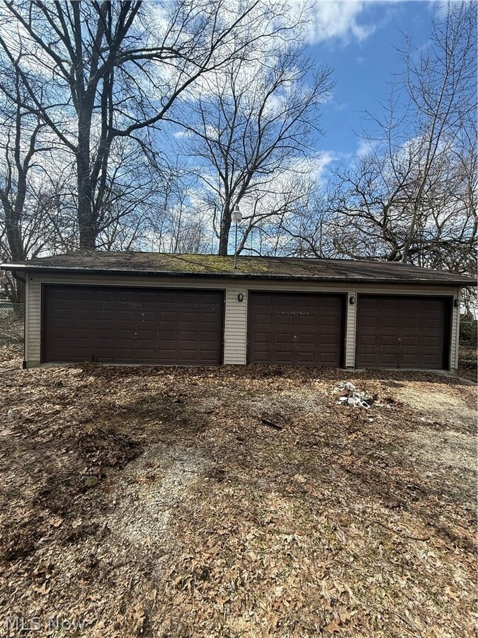 Photo - 662 Sumner St