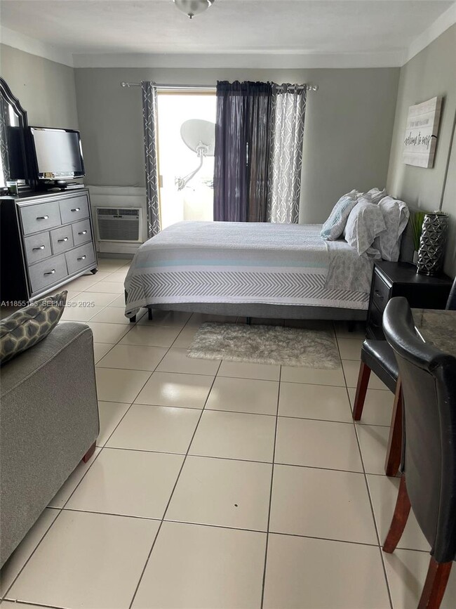 Photo - 7904 West Dr Unit 215