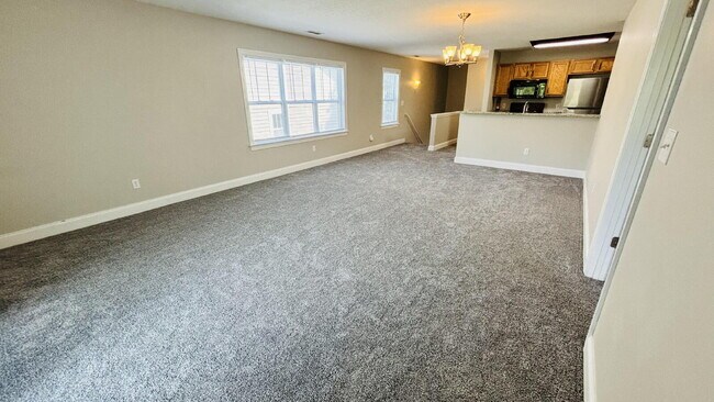 "Spacious 3-Bed, 2-Bath Condo Retreat in Fletcher – 1413 Sq Ft of Comfort. With $250 move in spec...