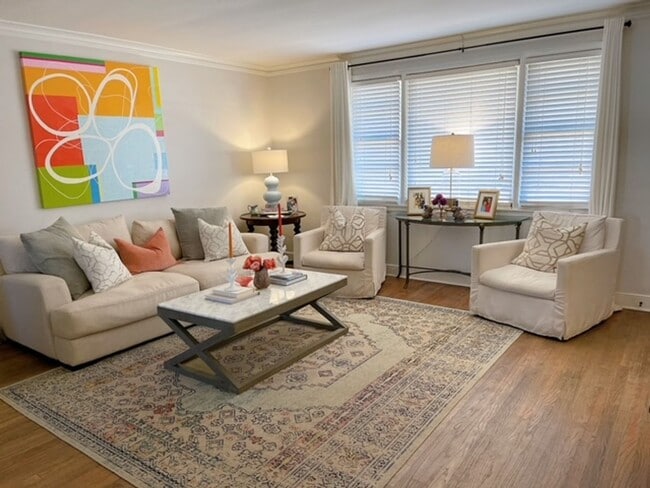 Photo - 3BD/2BA Home Located in Colonial Acres