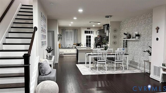 Photo - 10518 Seneca Falls Pl