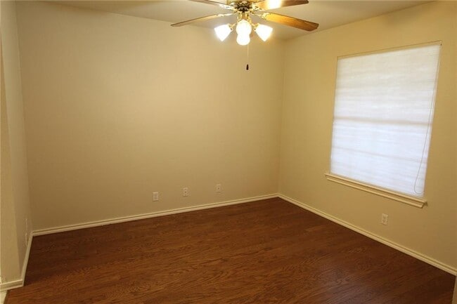 Photo - 226 Schaefer Blvd