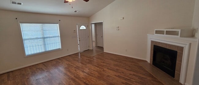 Photo - Prime Location Townhouse
