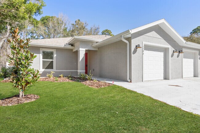 Photo - 158 Secretary Trail