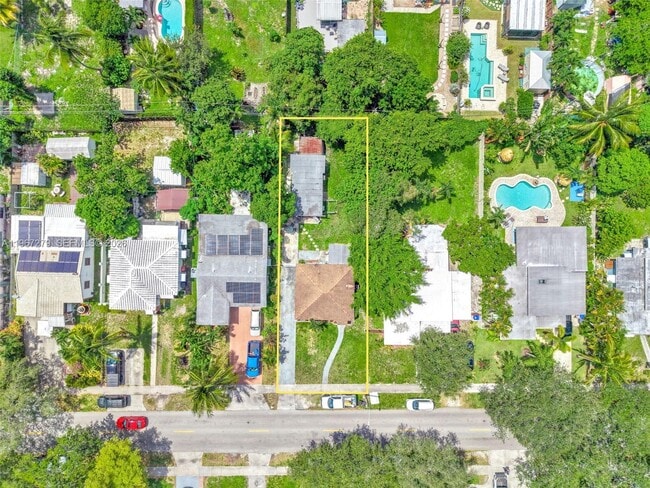 Photo - 2318 Washington St