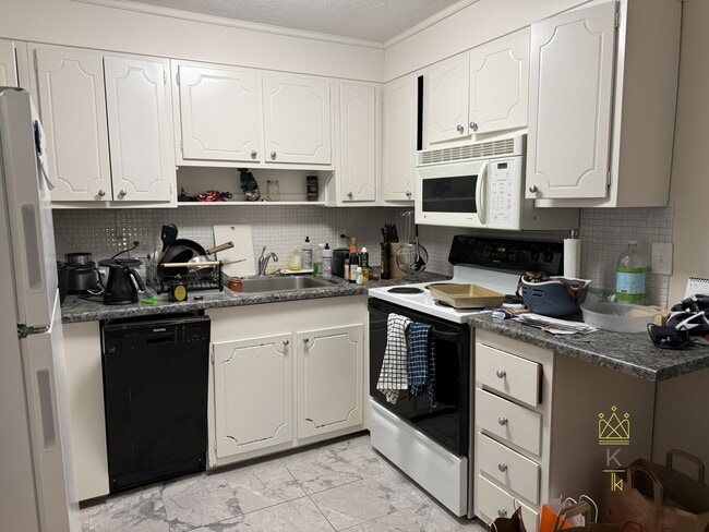 Photo - 81 Green St Unit 33