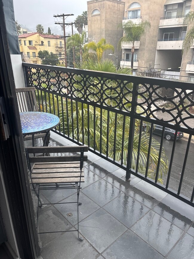 Photo - 1355 N Sierra Bonita Ave Unit # 307