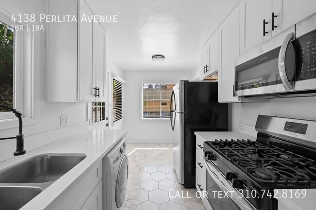 Building Photo - 4138 Perlita Ave