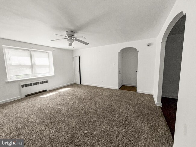Photo - 5971 Woodcrest Ave