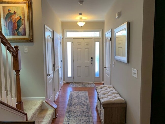 Photo - 130 Spring Pine Ln