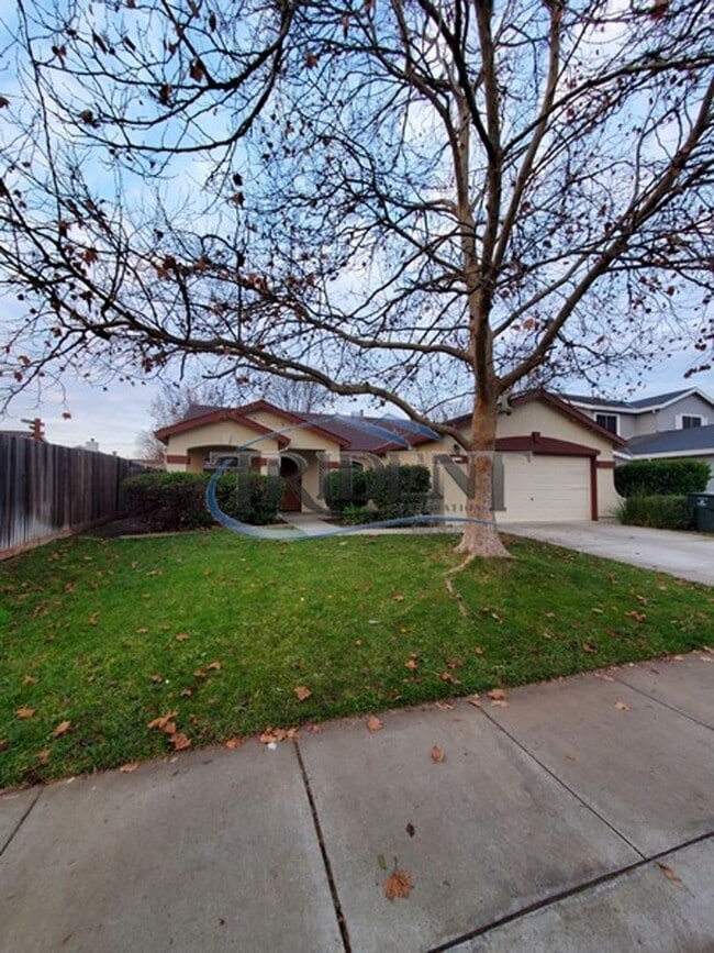 Photo - 4 bedroom 2 bath near schools and parks