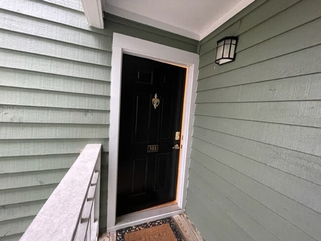 Photo - Parkridge Lane - ITB Condo Available for P... Unit 301