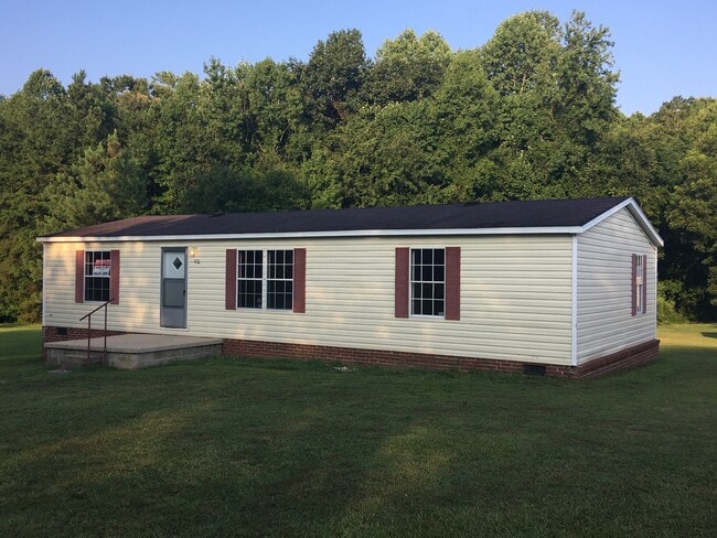 Photo - 476 Sharp St