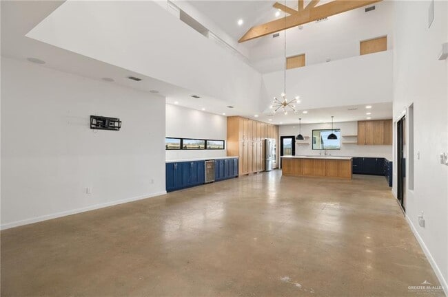 Photo - 35 Silverton Cir