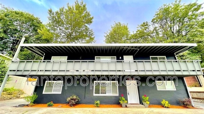 Photo - 10417 Aqua Way S