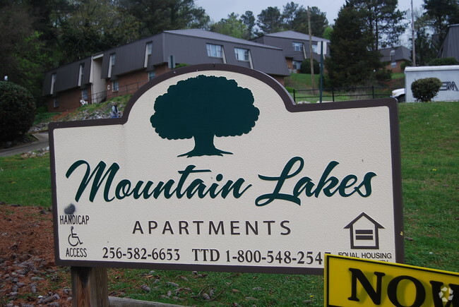 Building Photo - Mountain Lakes Rental