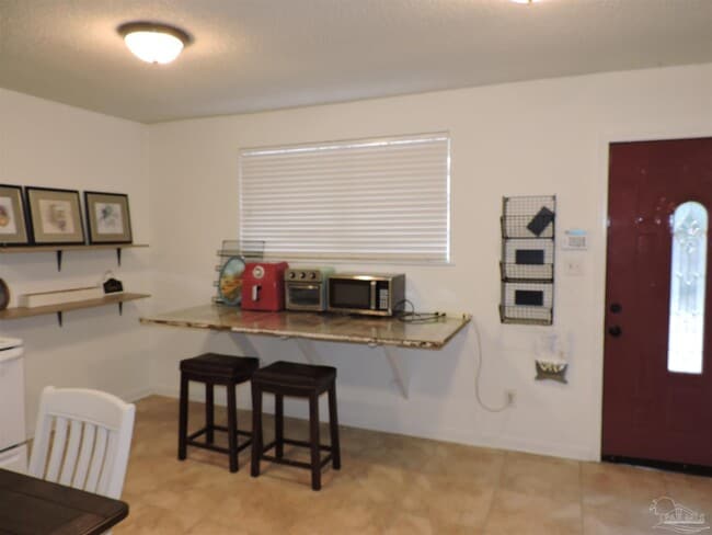 Photo - 1711 N 60th Ave