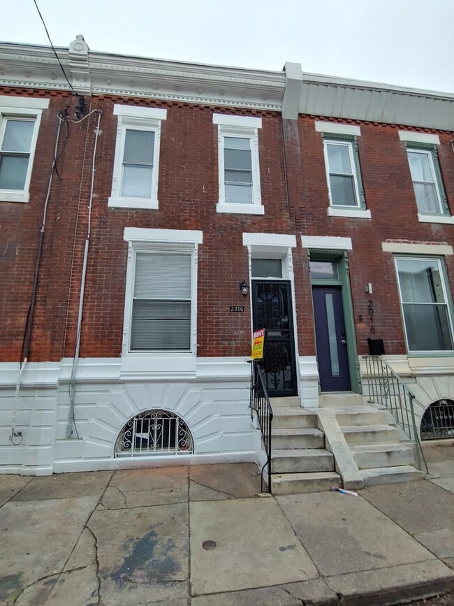 20th & Moore Street- South Philadelphia! - 20th & Moore Street- South Philadelphia! House