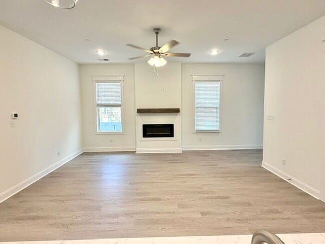 Now Leasing a Brand New 4-Bedroom 3.5 Townhome in Olive Branch-Minutes from Methodist Hospital