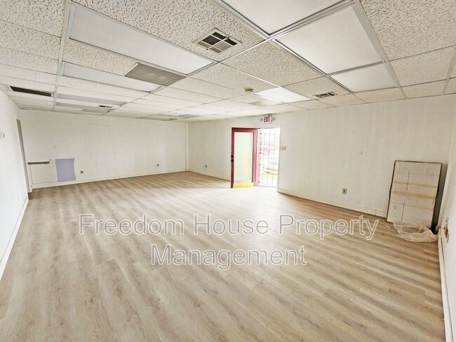 Photo - 191 S Frontage Rd