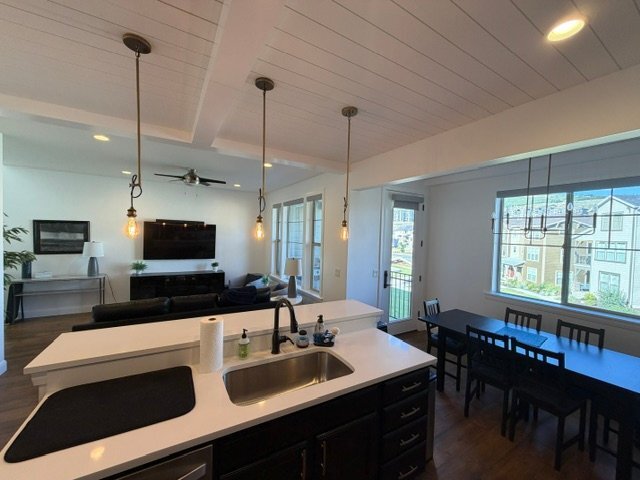 Photo - 1098 W Cattail Ct
