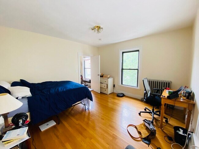 Photo - 48 Allston St Unidad 2