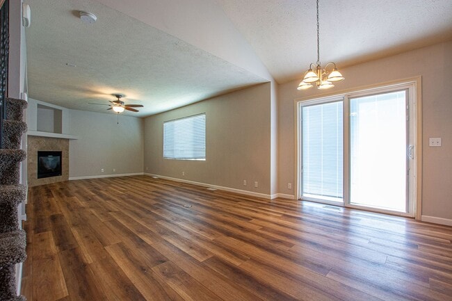 Photo - Extremely Spacious 3 Bedroom / 2.5 Bath Home in Bellevue!