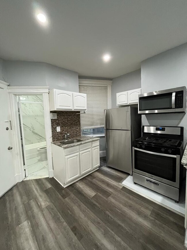 Building Photo - 31 Thorne St Unit 1 Rental