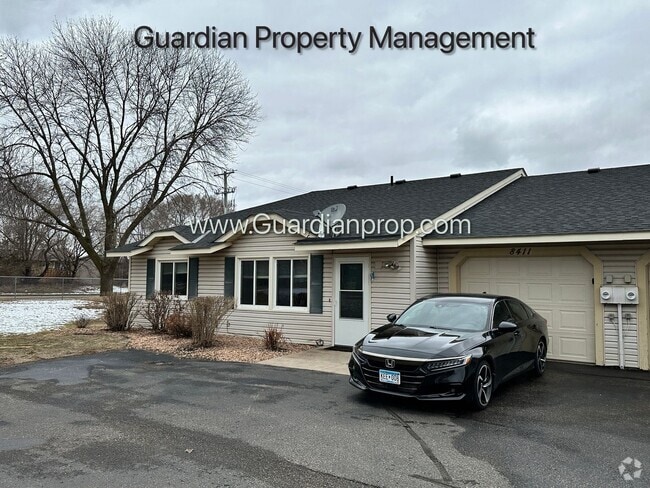 Building Photo - Brooklyn Park End Unit Patio Home, Dishwas...