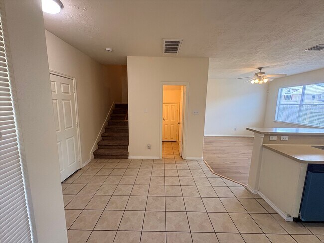 14403 Fairbuff Ln
