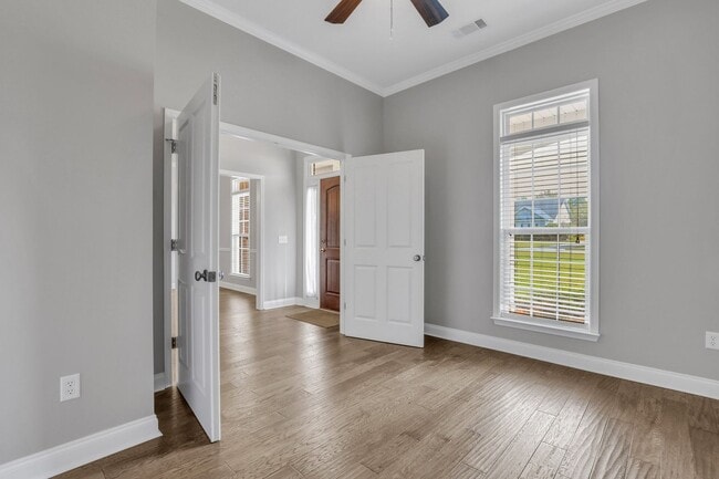 Photo - 1821 Old Carriage Trail